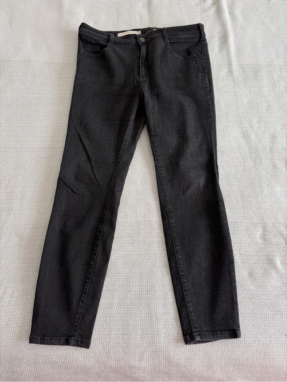 Pilcro High-Rise Skinny Jeans in Washed Black